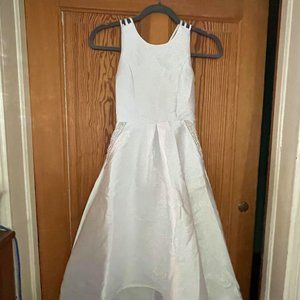 Stunning white girls sz 10 satin dress - NEW!
